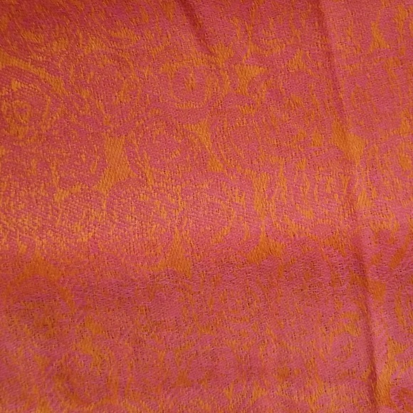 Scarf - Picture 2 of 2